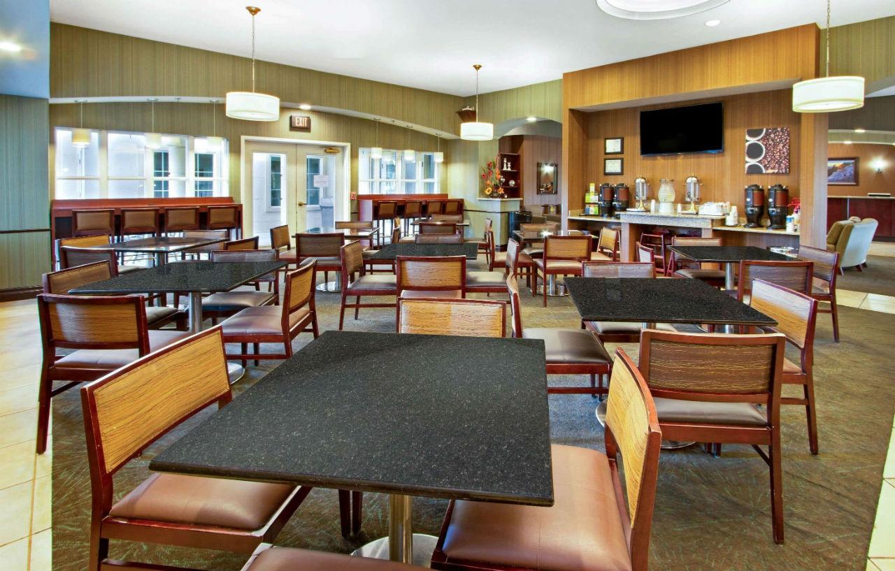 La Quinta Inn & Suites By Wyndham Albuquerque Midtown Экстерьер фото