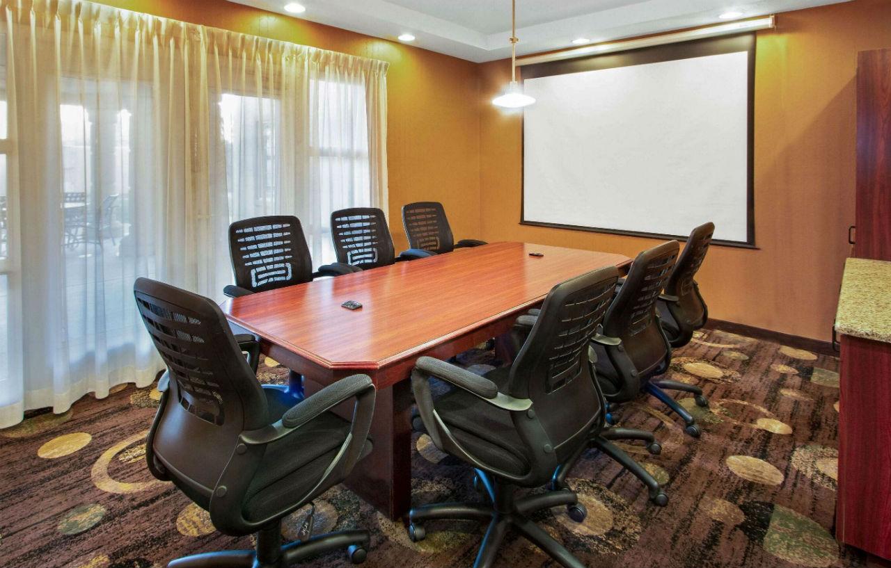 La Quinta Inn & Suites By Wyndham Albuquerque Midtown Экстерьер фото
