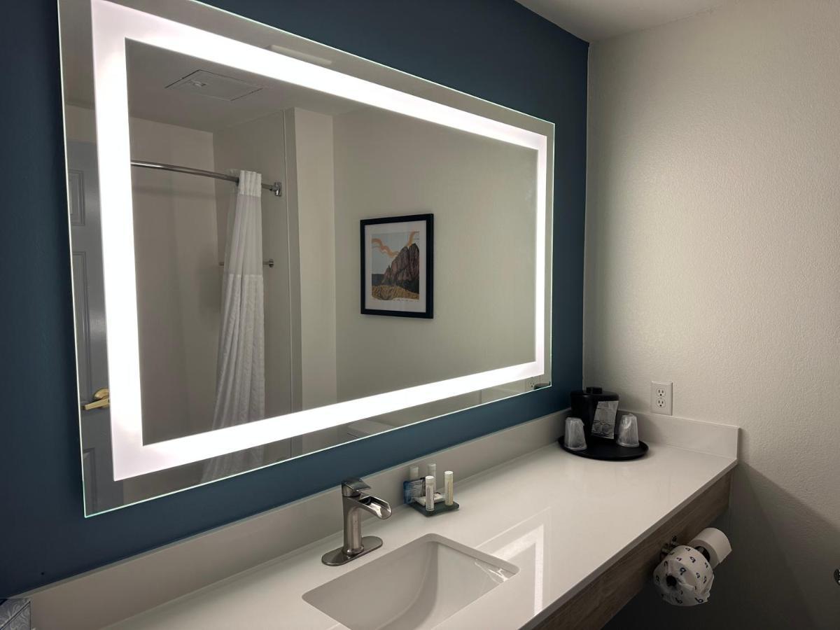 La Quinta Inn & Suites By Wyndham Albuquerque Midtown Экстерьер фото